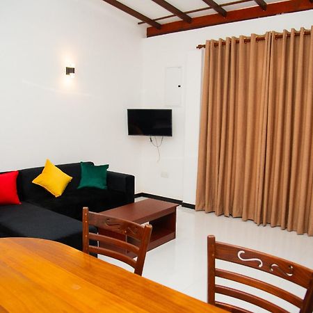 Tango Sunrise Villa Tangalle Buitenkant foto
