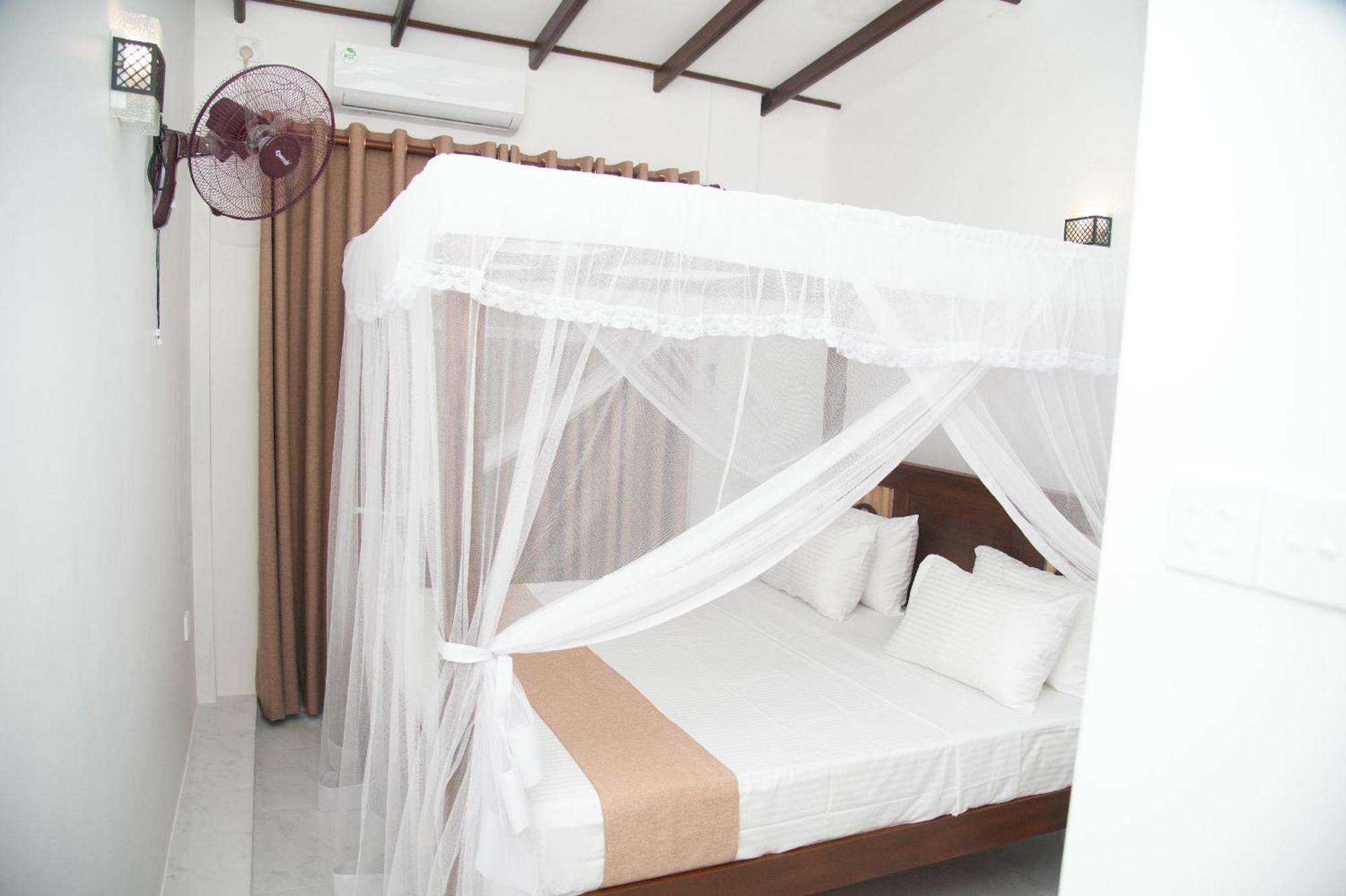 Tango Sunrise Villa Tangalle Buitenkant foto