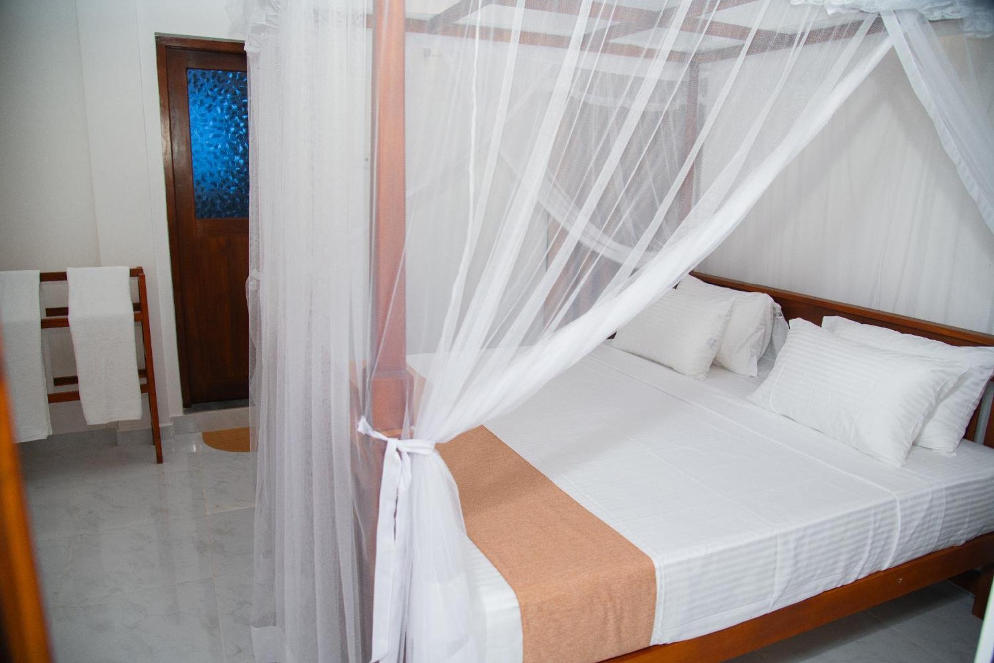 Tango Sunrise Villa Tangalle Buitenkant foto