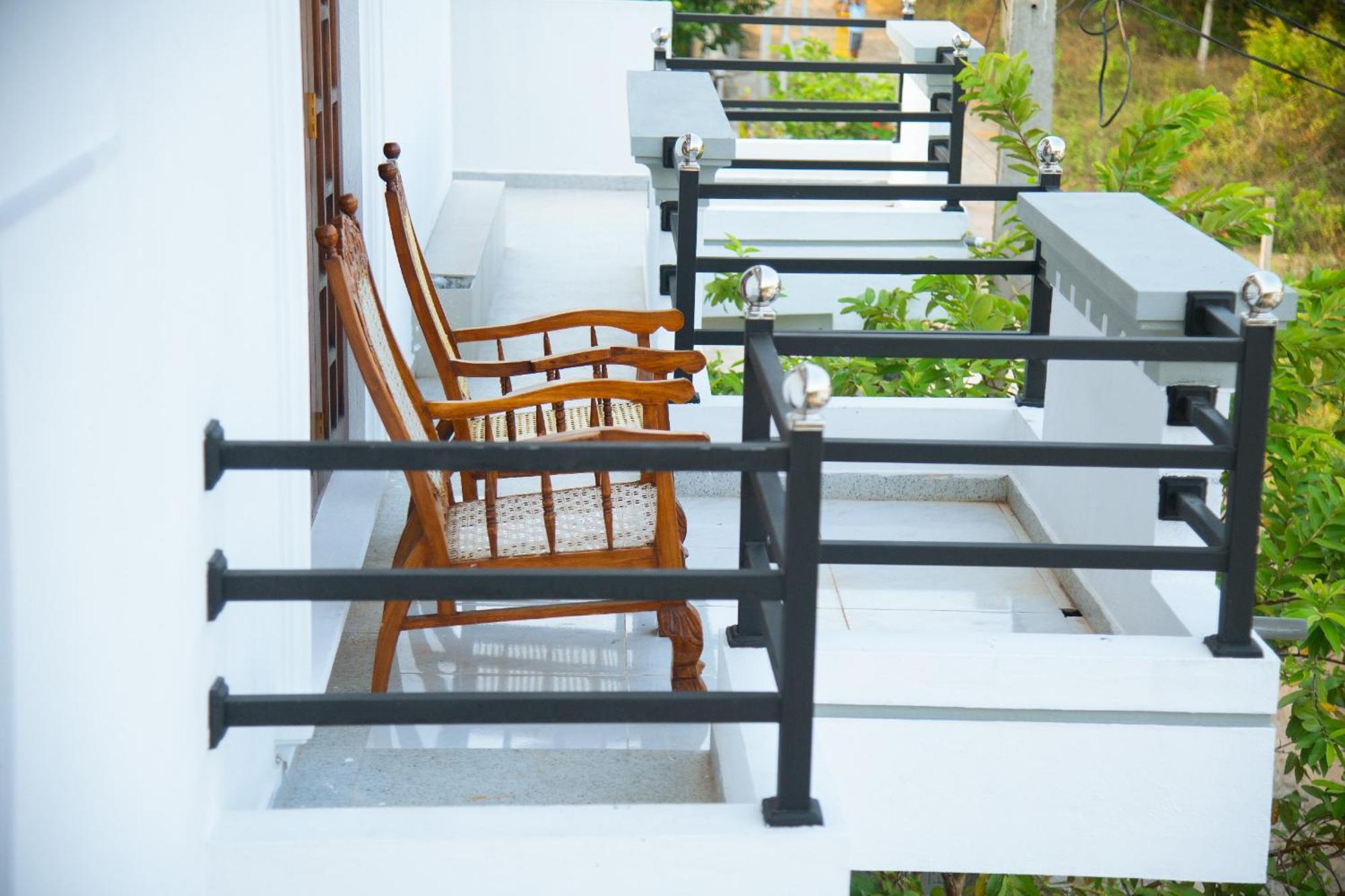 Tango Sunrise Villa Tangalle Buitenkant foto