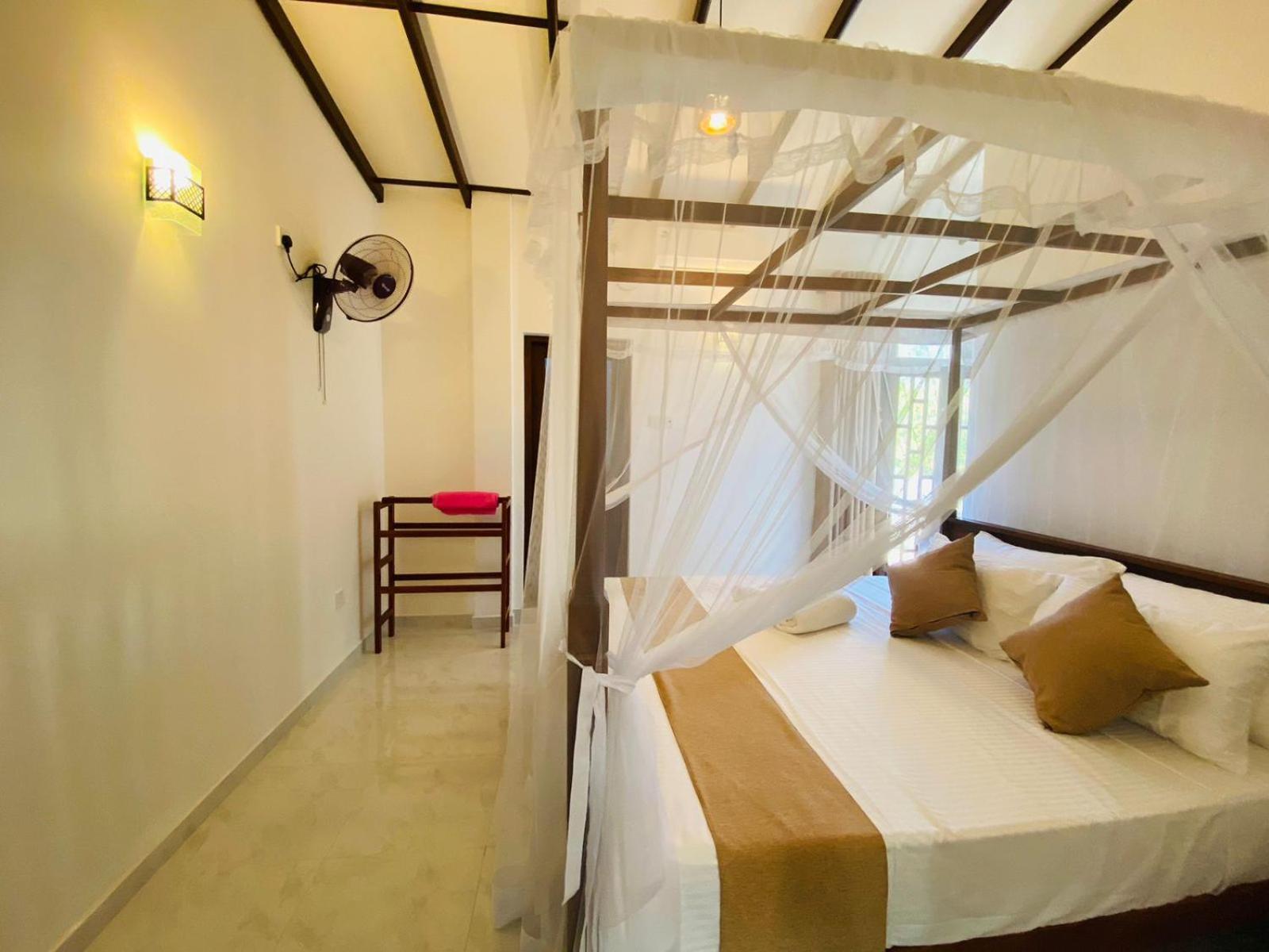 Tango Sunrise Villa Tangalle Buitenkant foto