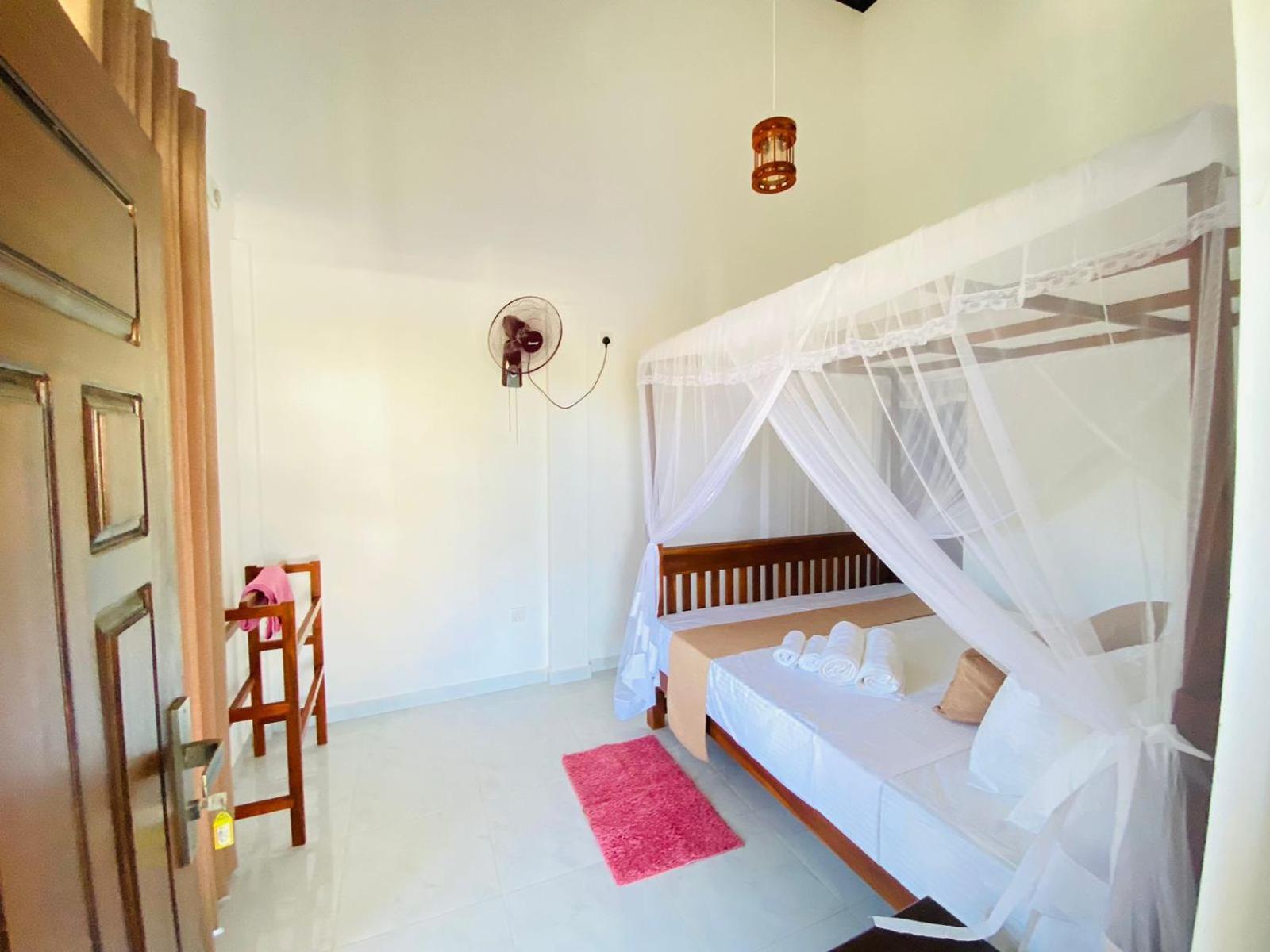 Tango Sunrise Villa Tangalle Buitenkant foto